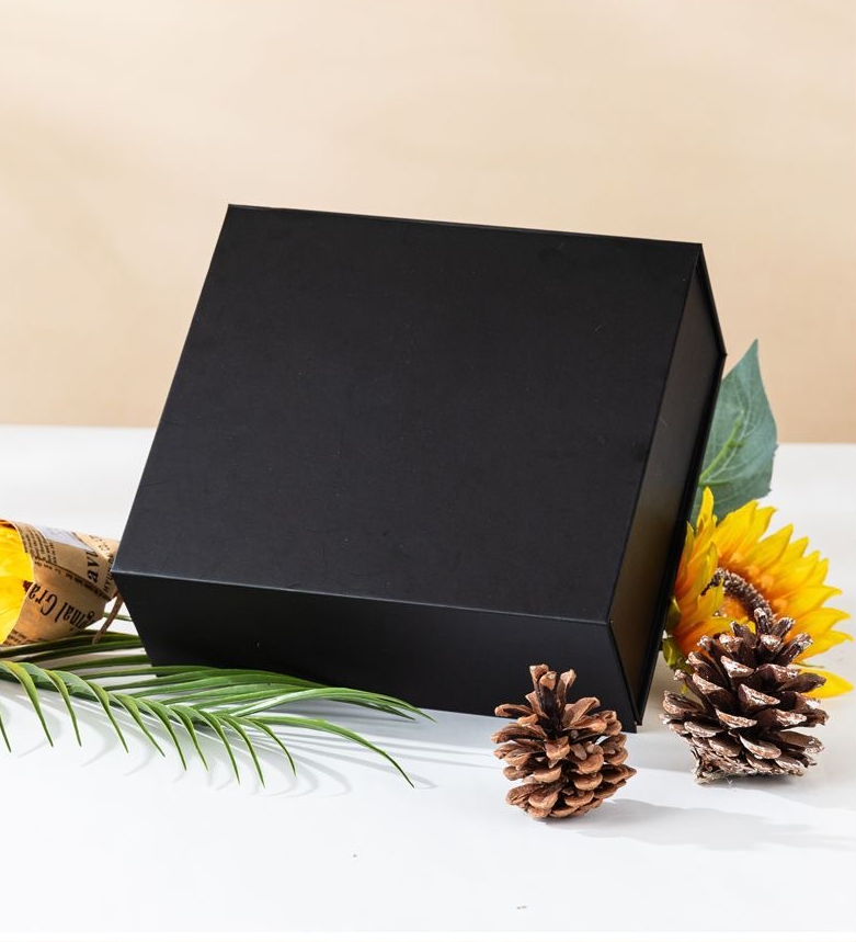 Black foldable gift box a with Magnetic Flip Cover